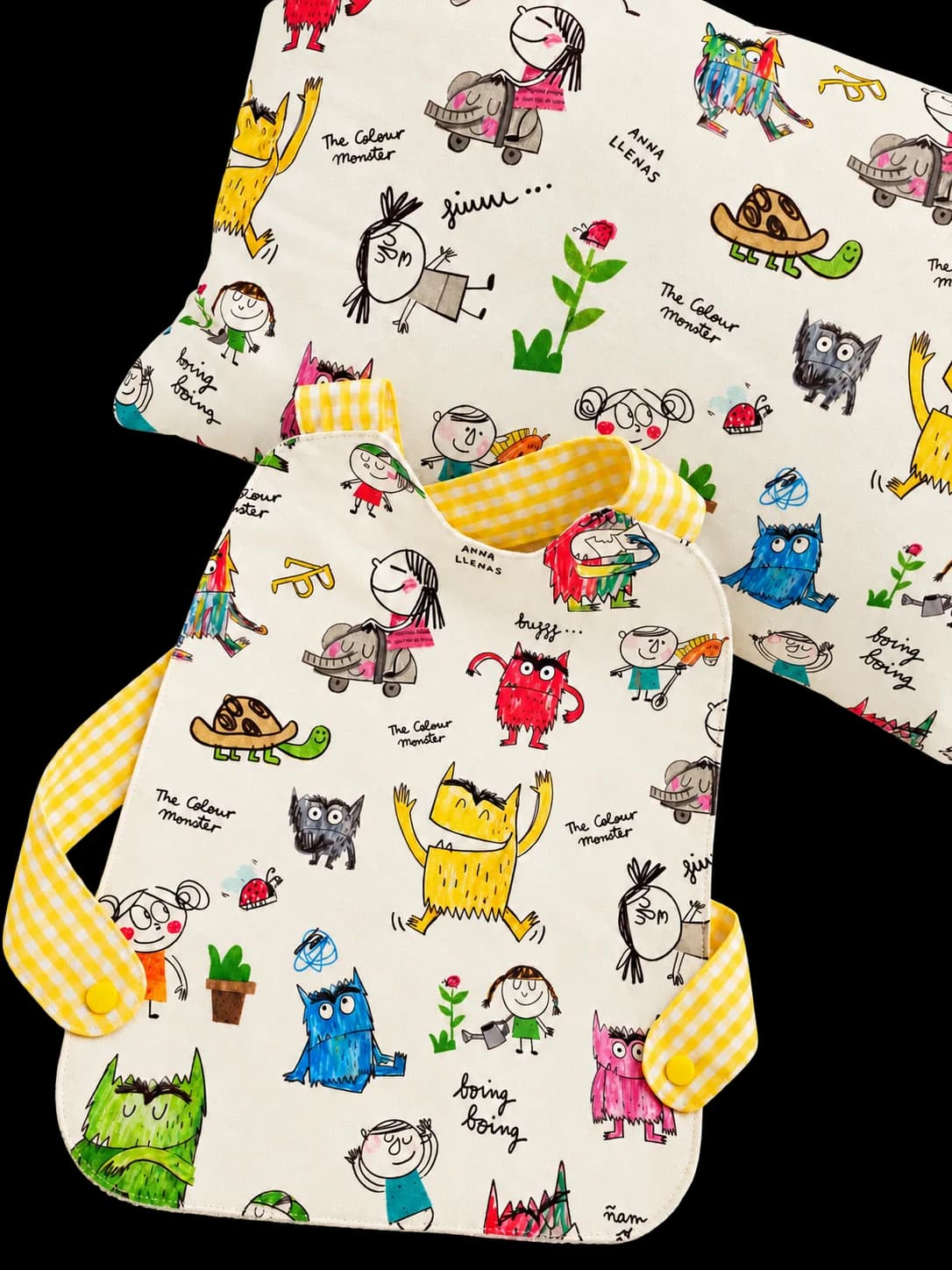 cojin a juego monstruos de los colores con babero cruzado infantil personalizado amarillo